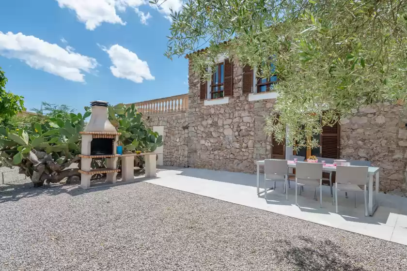 Holiday rentals in Na mayans-casa gran, Capdepera