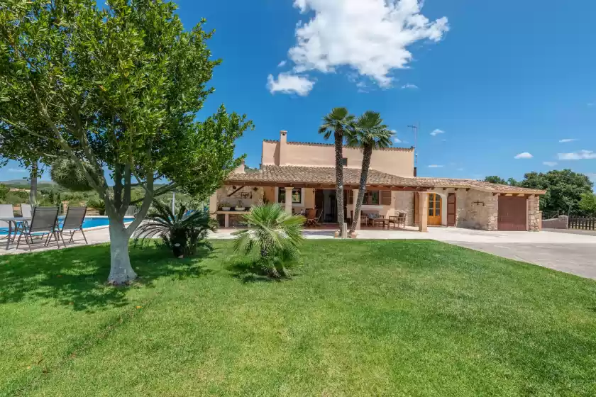 Holiday rentals in Na mayans-casa gran, Capdepera