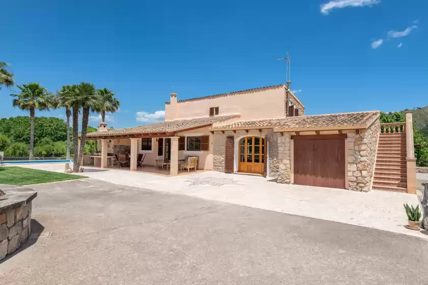 Holiday rentals in Na mayans-casa gran, Capdepera