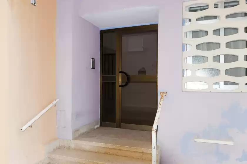 Holiday rentals in Amanecer (marenys), Urbanització Platja de Miramar