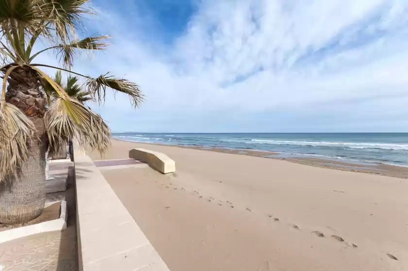 Holiday rentals in Amanecer (marenys), Urbanització Platja de Miramar