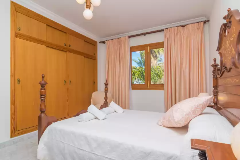 Holiday rentals in Villa ginebro, Port de Pollença