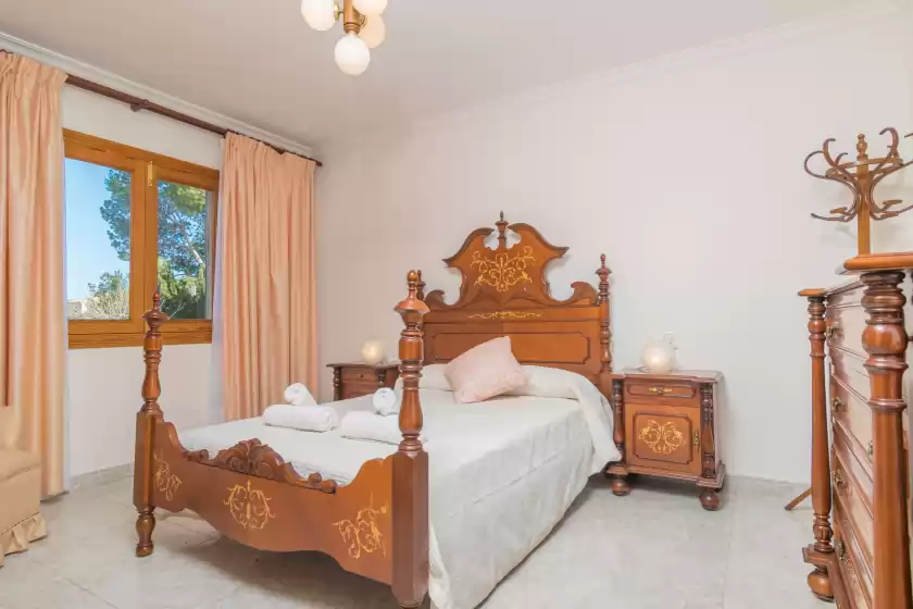 Holiday rentals in Villa ginebro, Port de Pollença