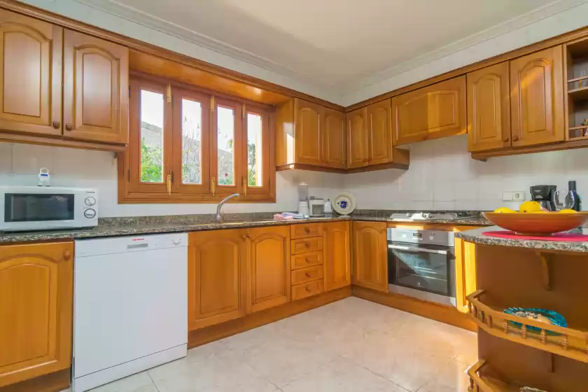 Holiday rentals in Villa ginebro, Port de Pollença