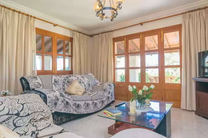Holiday rentals in Villa ginebro, Port de Pollença