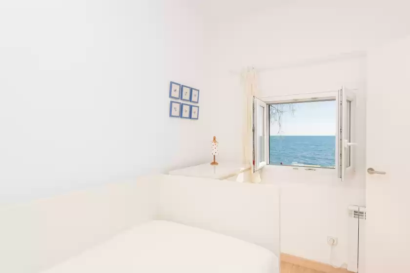 Alquiler vacacional en Port nou (torrent), Cala Bona