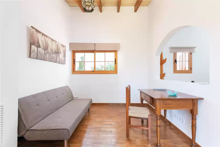 Holiday rentals in Ca na marga, el Vilà