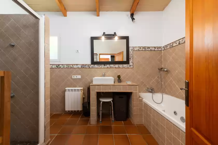 Holiday rentals in Ca na marga, el Vilà