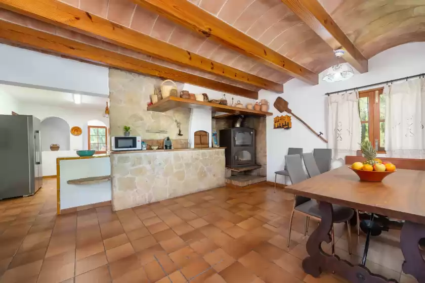 Holiday rentals in Ca na marga, el Vilà
