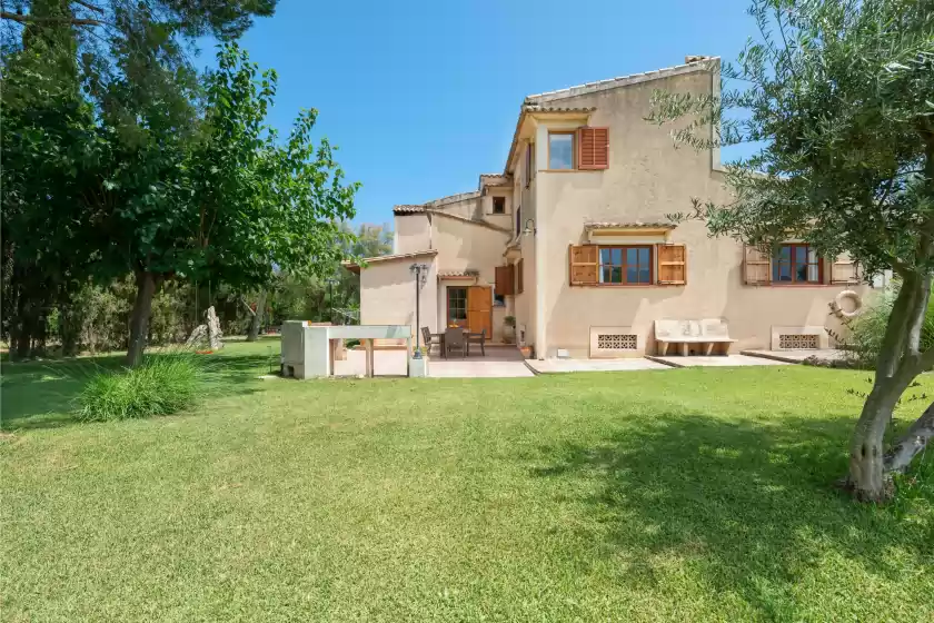 Holiday rentals in Ca na marga, el Vilà