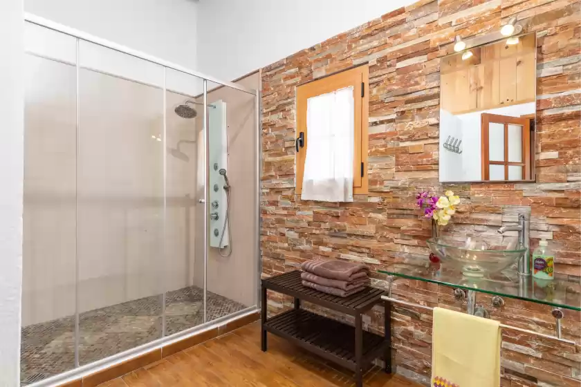 Holiday rentals in Ca na marga, el Vilà