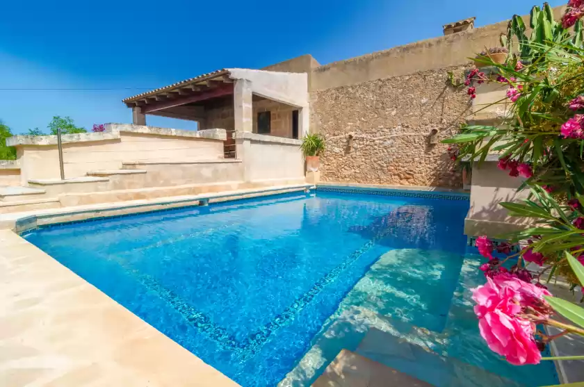Holiday rentals in Ses vacances, Campos