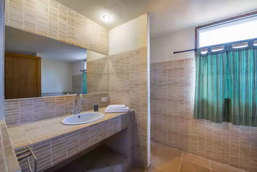 Holiday rentals in Ses vacances, Campos