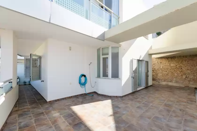 Holiday rentals in Atardecer, Cap-Blanc