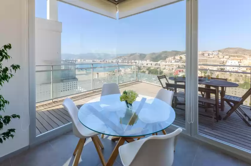 Holiday rentals in Atardecer, Cap-Blanc