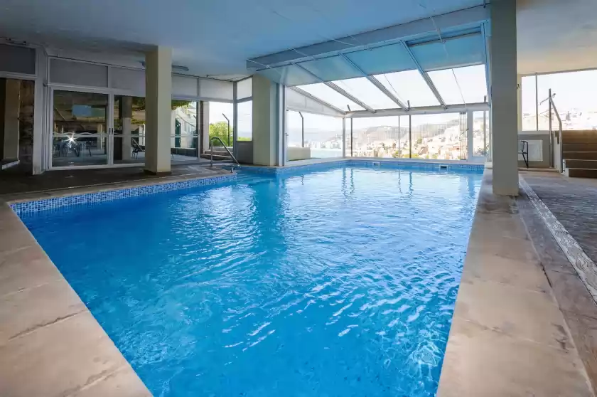 Holiday rentals in Atardecer, Cap-Blanc