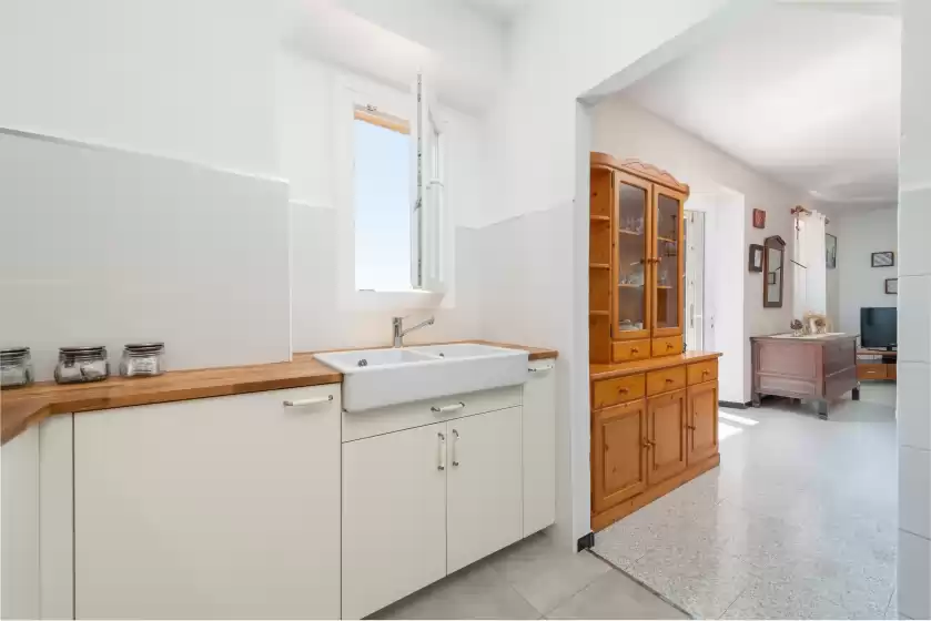 Holiday rentals in Cas pago, Cas Concos