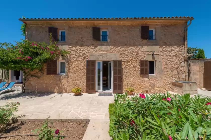 Holiday rentals in Cas pago, Cas Concos