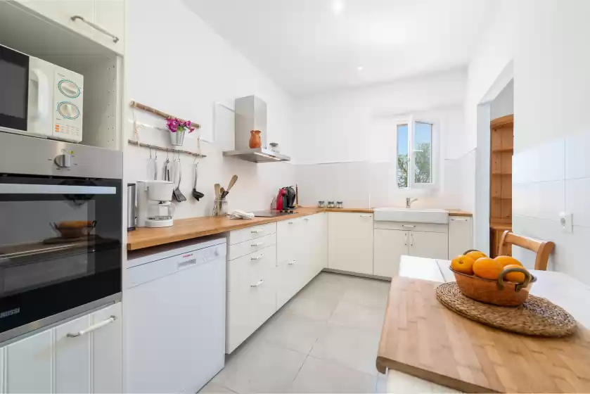 Holiday rentals in Cas pago, Cas Concos
