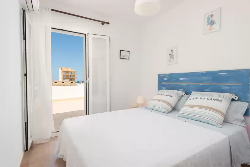 Holiday rentals in Sunset village, Can Picafort