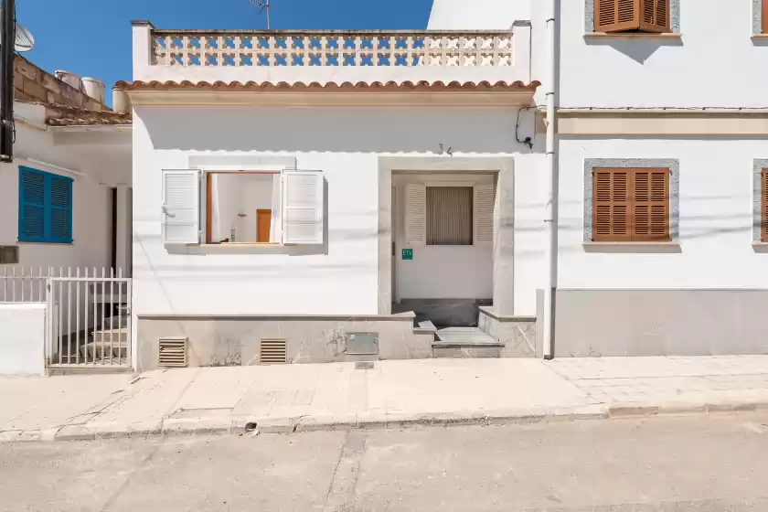 Holiday rentals in Sunset village, Can Picafort