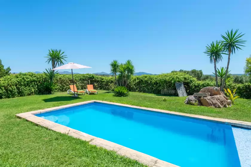 Holiday rentals in El reboster (carboneras), Maria de la Salut