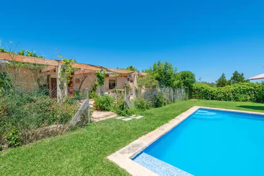 Holiday rentals in El reboster (carboneras), Maria de la Salut