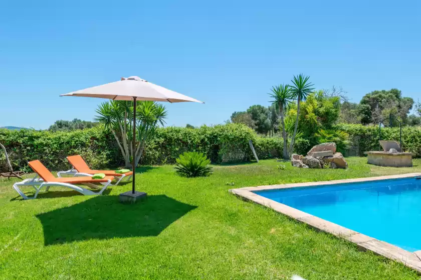 Holiday rentals in El reboster (carboneras), Maria de la Salut