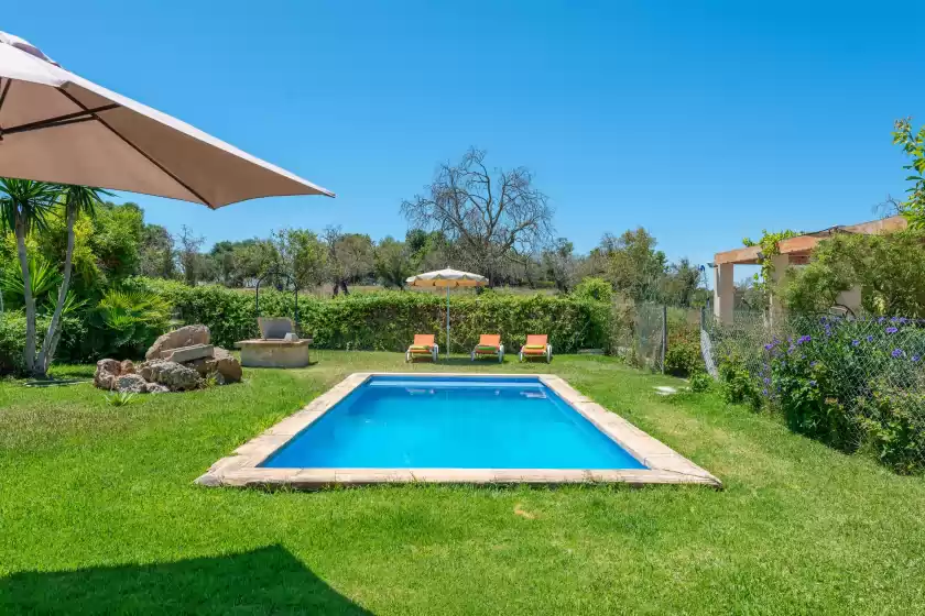 Holiday rentals in El reboster (carboneras), Maria de la Salut