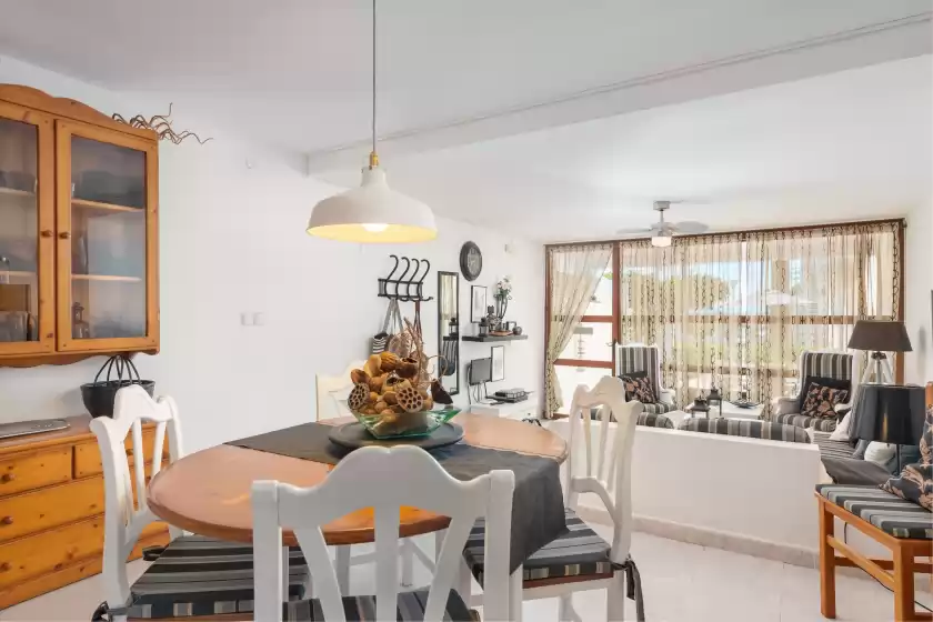 Holiday rentals in Apartamento 15 edificio canopus, Port d'Alcúdia