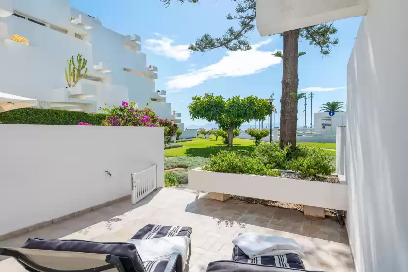 Holiday rentals in Apartamento 15 edificio canopus, Port d'Alcúdia