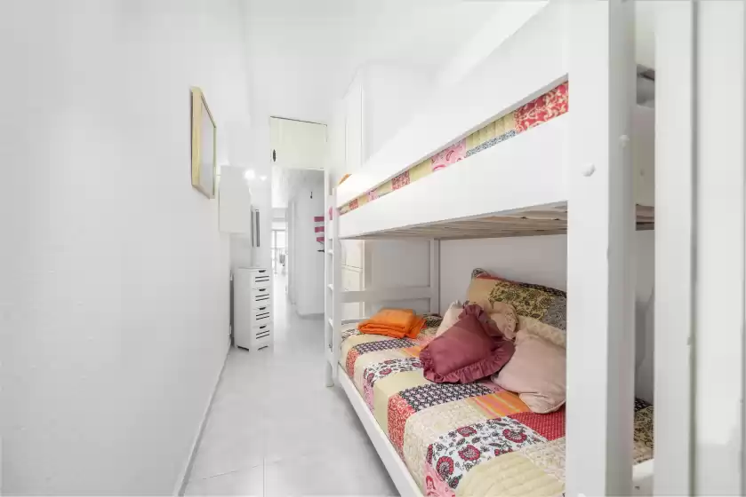 Holiday rentals in Apartamento 15 edificio canopus, Port d'Alcúdia