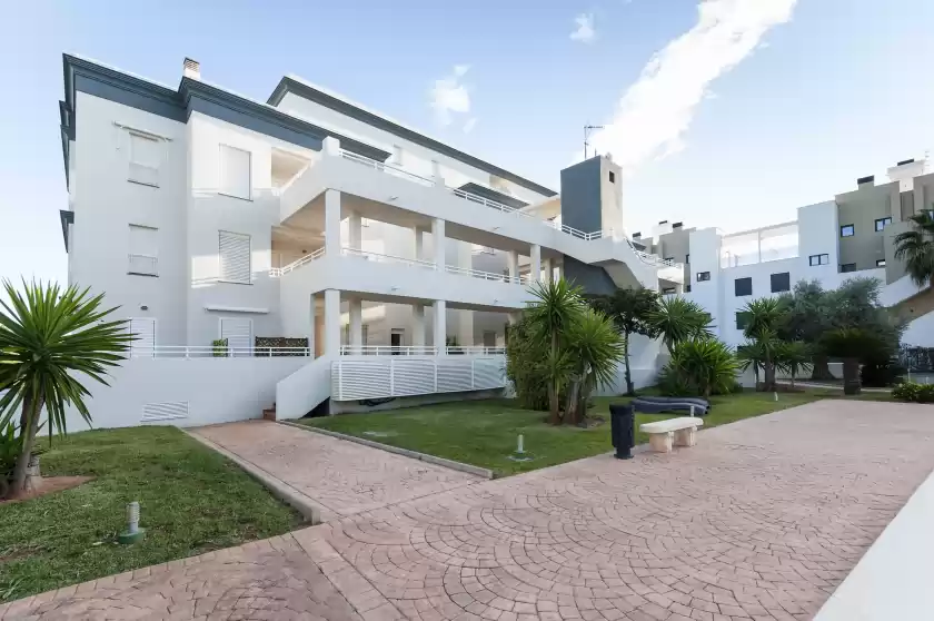 Holiday rentals in Dali, Urbanització Platja d'Oliva