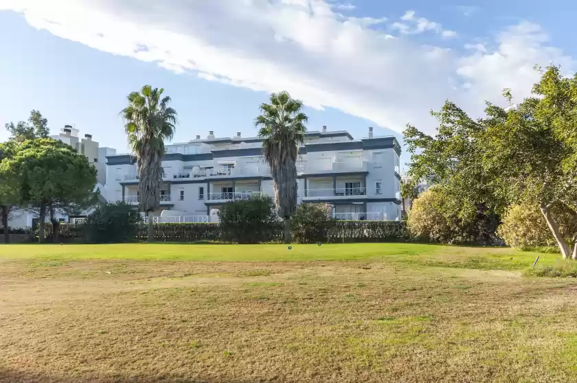 Holiday rentals in Dali, Urbanització Platja d'Oliva