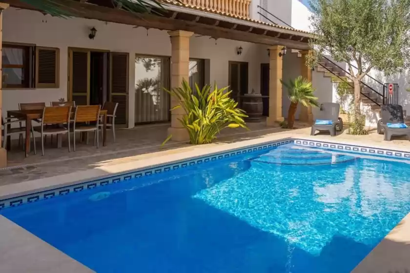 Holiday rentals in Ca'n gabriel