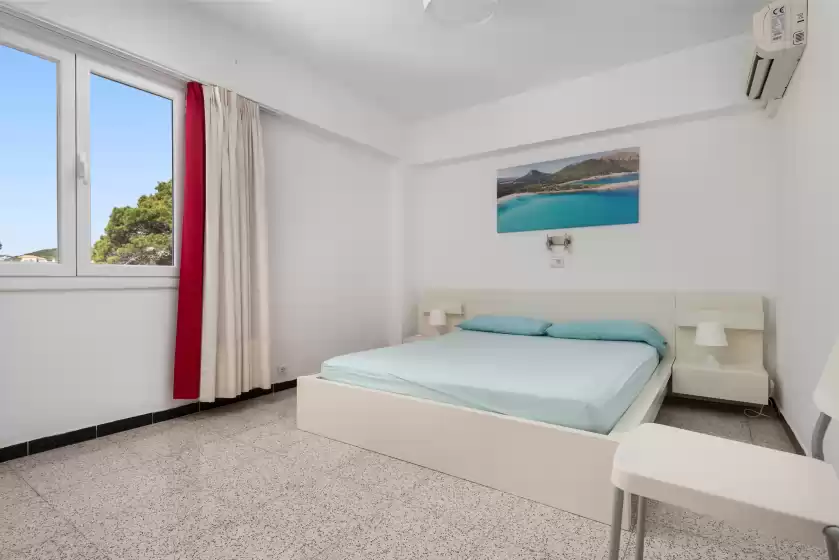 Holiday rentals in Mar blava, Cala Rajada