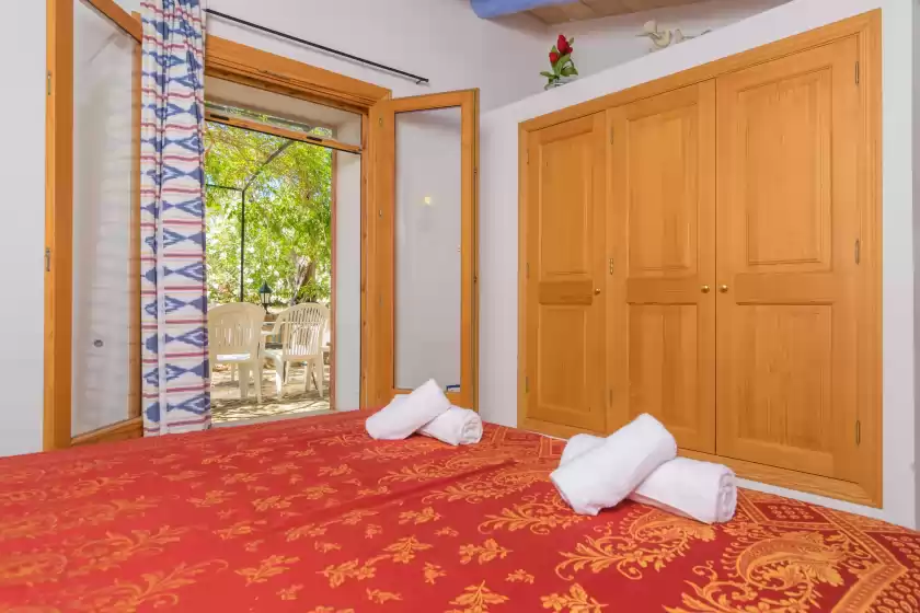 Holiday rentals in Cas capellà & casa rubí, Artà