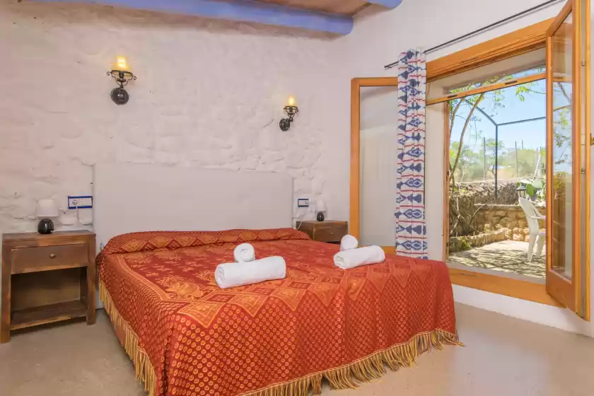 Holiday rentals in Cas capellà & casa rubí, Artà