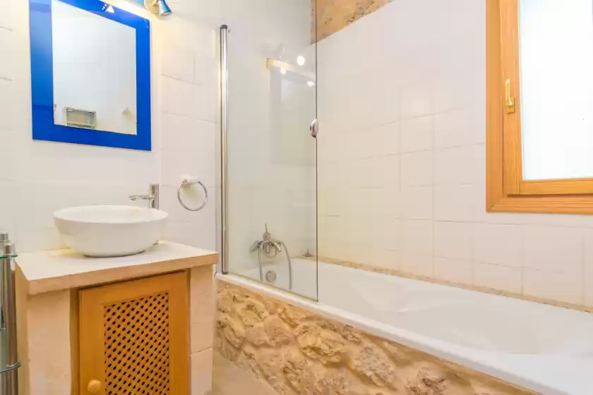 Holiday rentals in Cas capellà & casa rubí, Artà