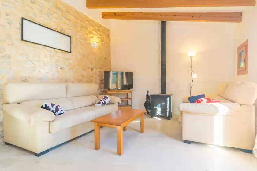 Holiday rentals in Cas capellà & casa rubí, Artà