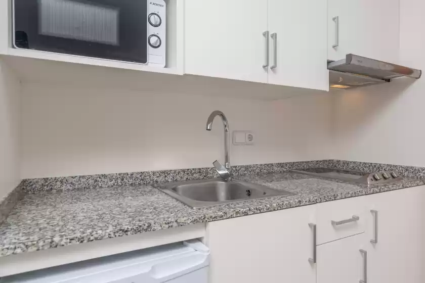 Holiday rentals in Apartamentos venecia piscina p1 , Port d'Alcúdia