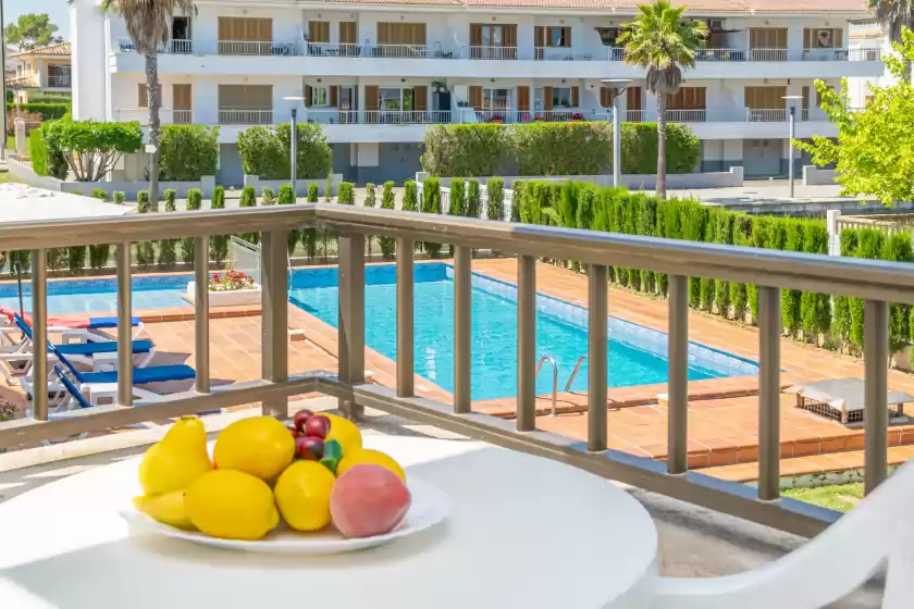 Holiday rentals in Apartamentos venecia piscina p1 , Port d'Alcúdia