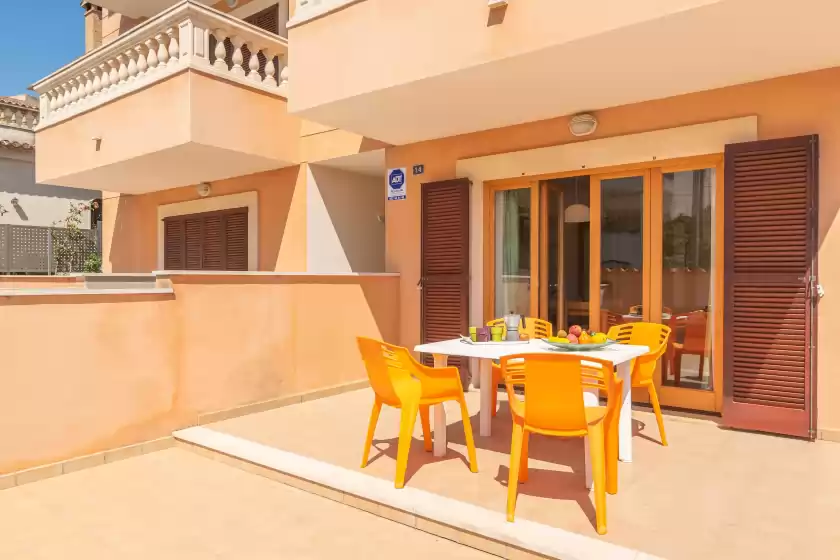 Holiday rentals in Xic pera