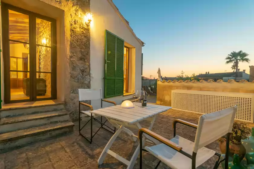 Holiday rentals in Sa teulera de pina, Pina