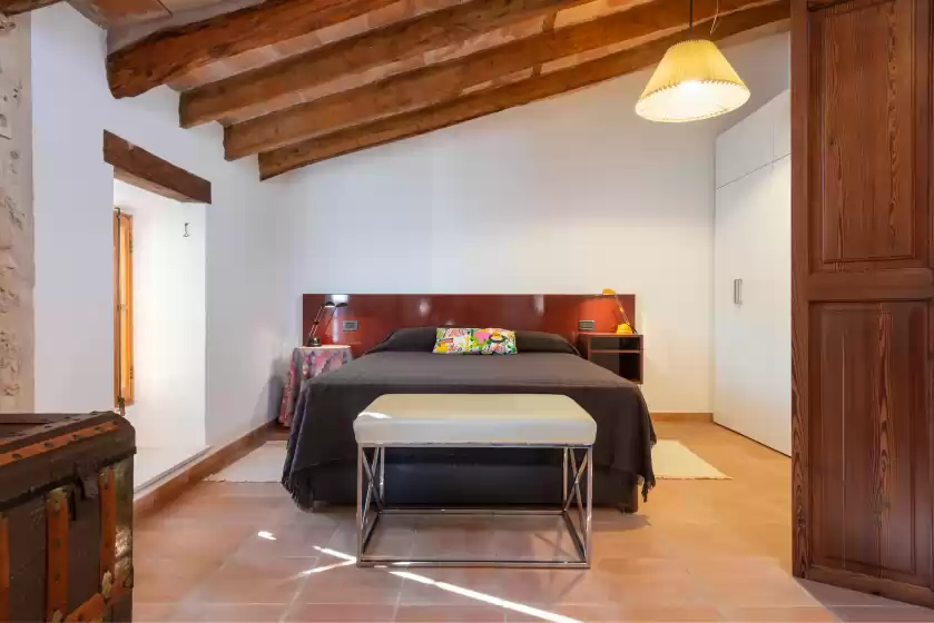 Holiday rentals in Sa teulera de pina, Pina