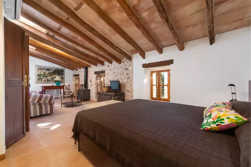 Holiday rentals in Sa teulera de pina, Pina