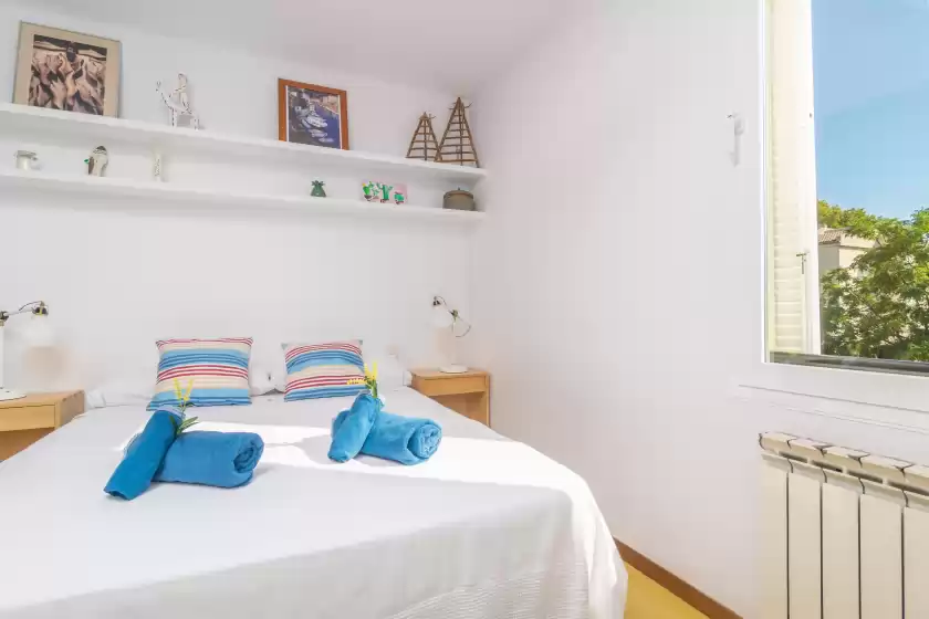 Alquiler vacacional en Mirella, Habitat
