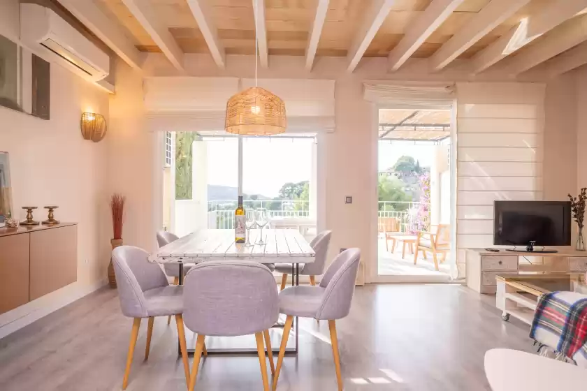 Holiday rentals in Porto luz, el Port