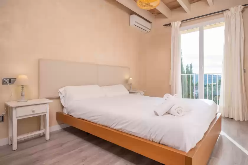 Holiday rentals in Porto luz, el Port