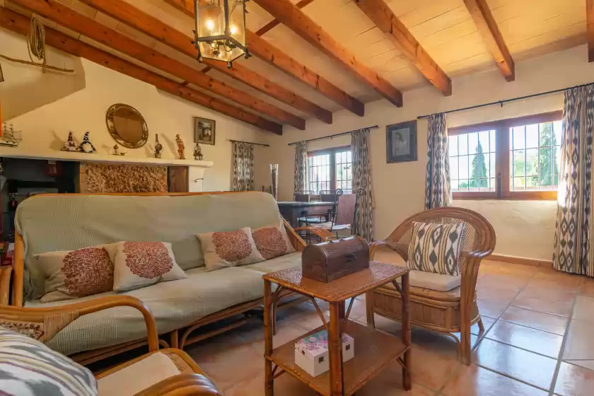 Holiday rentals in Canaus, Porreres